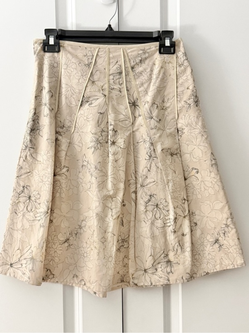 Schumacher Floral Print A-Line Midi Pleated Skirt Flowy Summer Skirt | Size S